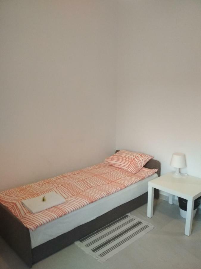 Apartament Scorpion Modlin Czosnów Exterior foto